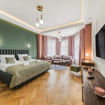 H Aparthotel エウク エクステリア 写真