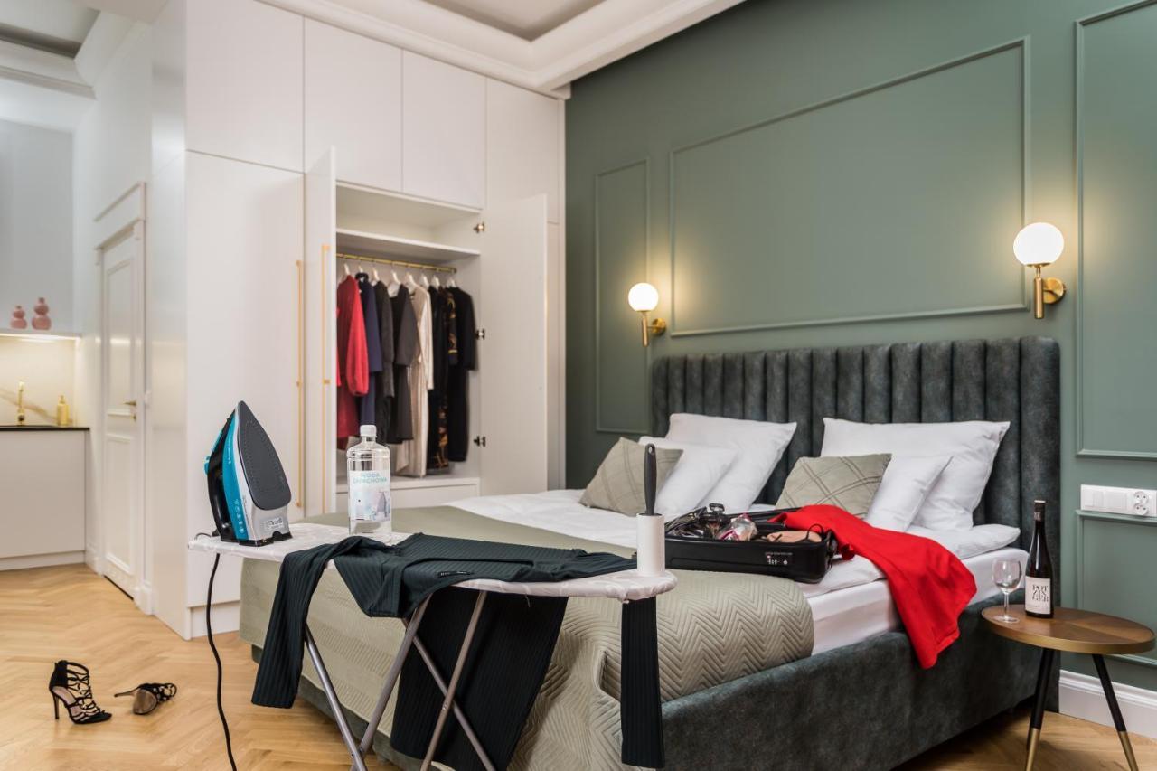 H Aparthotel エウク エクステリア 写真
