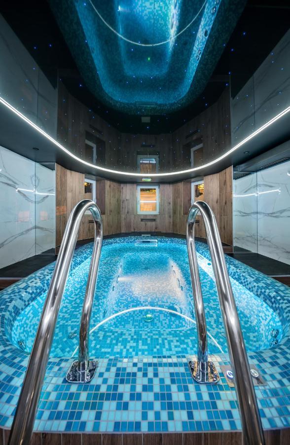 H Aparthotel エウク エクステリア 写真